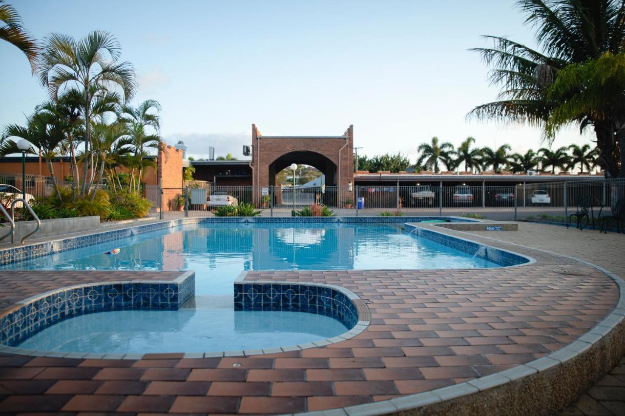 Castle Motor Lodge Bowen Exterior photo